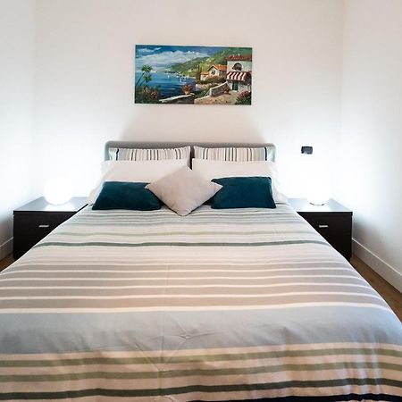 Family Nest Overlooking Lake Como - By Rent All Como Argegno Exteriér fotografie